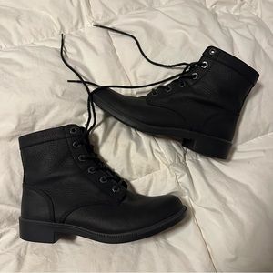 Kodiak Women's Original All Season Waterproof Ankle Boot size 7